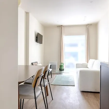 Alesia Remy Dumoncel Charming 1 Br-4p *